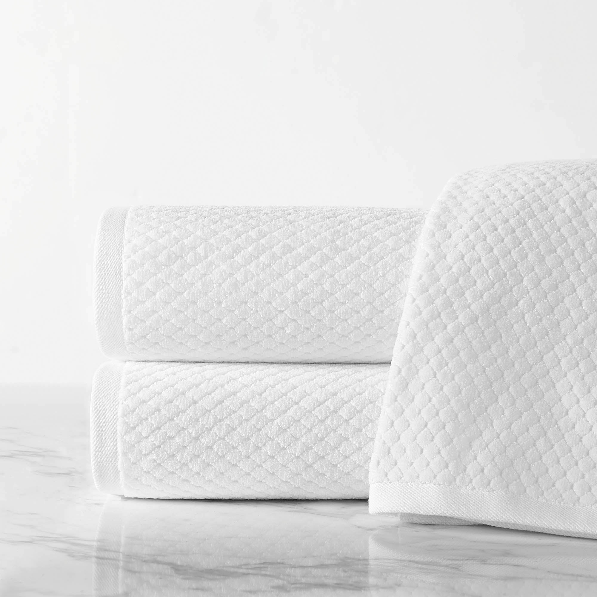 Aura Spa Collection